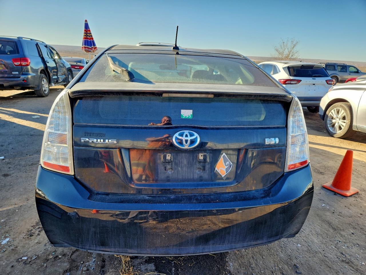 2010 TOYOTA PRIUS photo 6