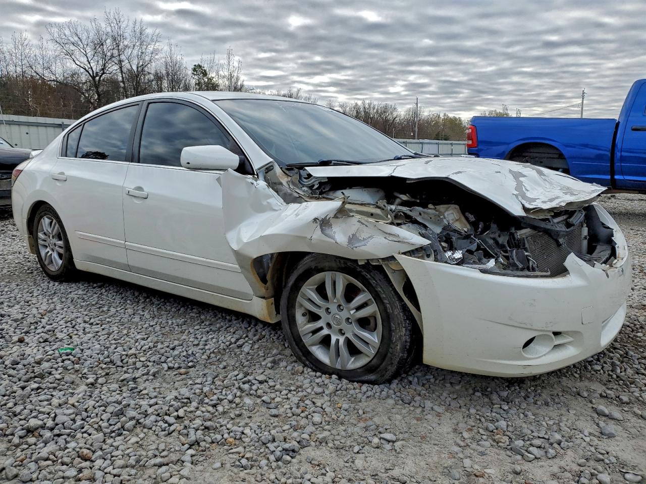2011 NISSAN ALTIMA BASE photo 4