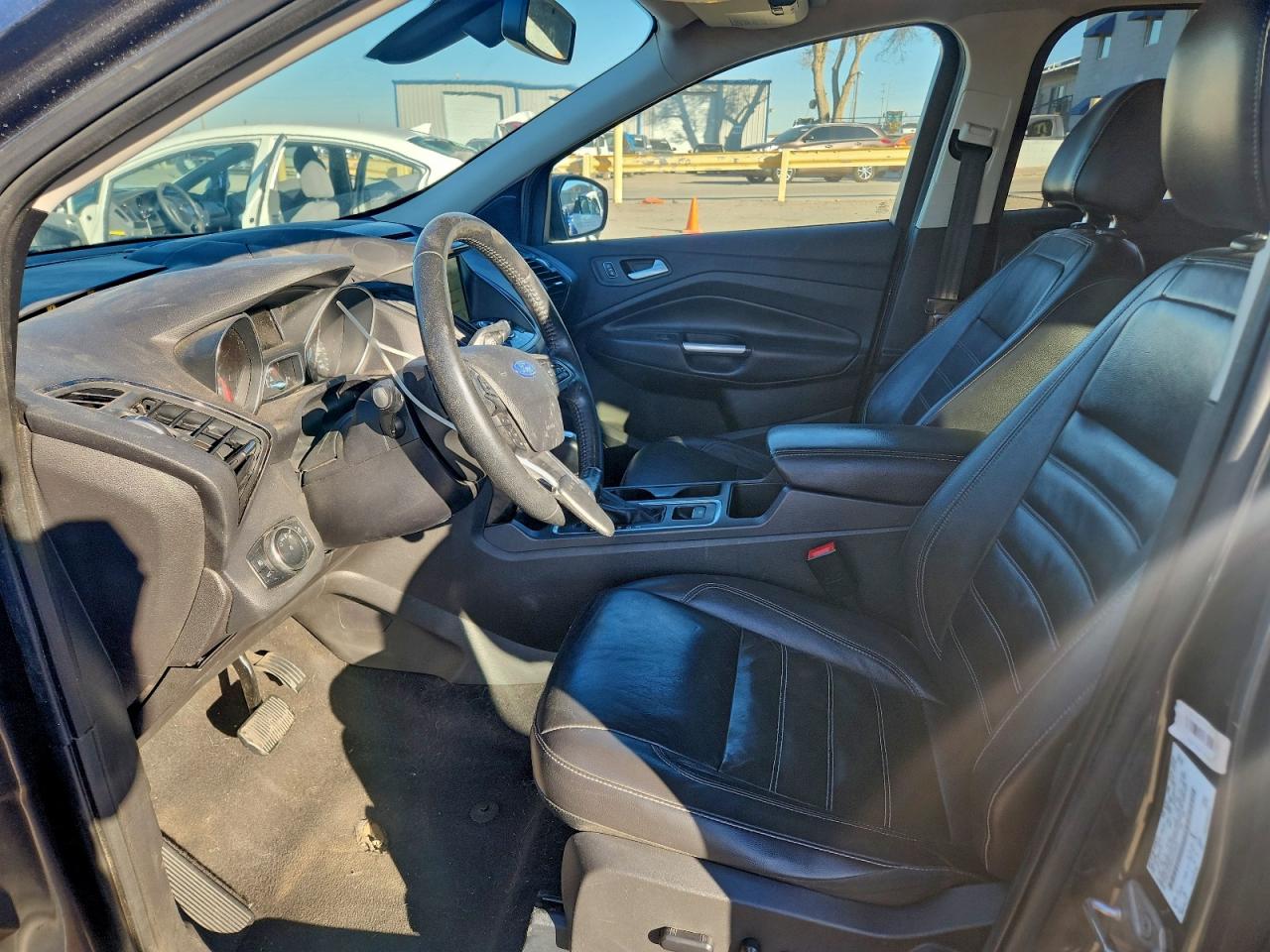 2017 FORD ESCAPE TITANIUM photo 7
