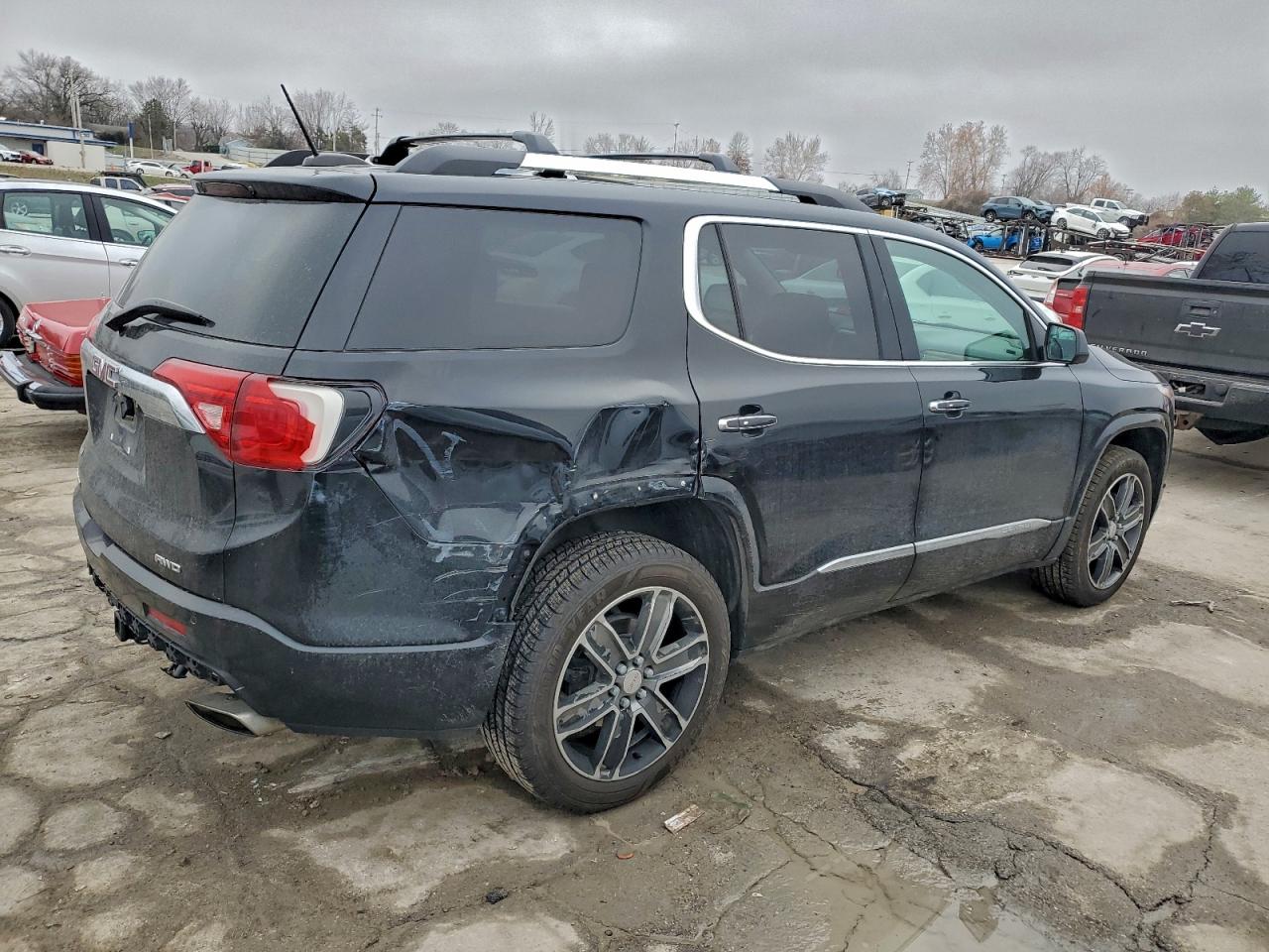 2019 GMC ACADIA DENALI photo 3