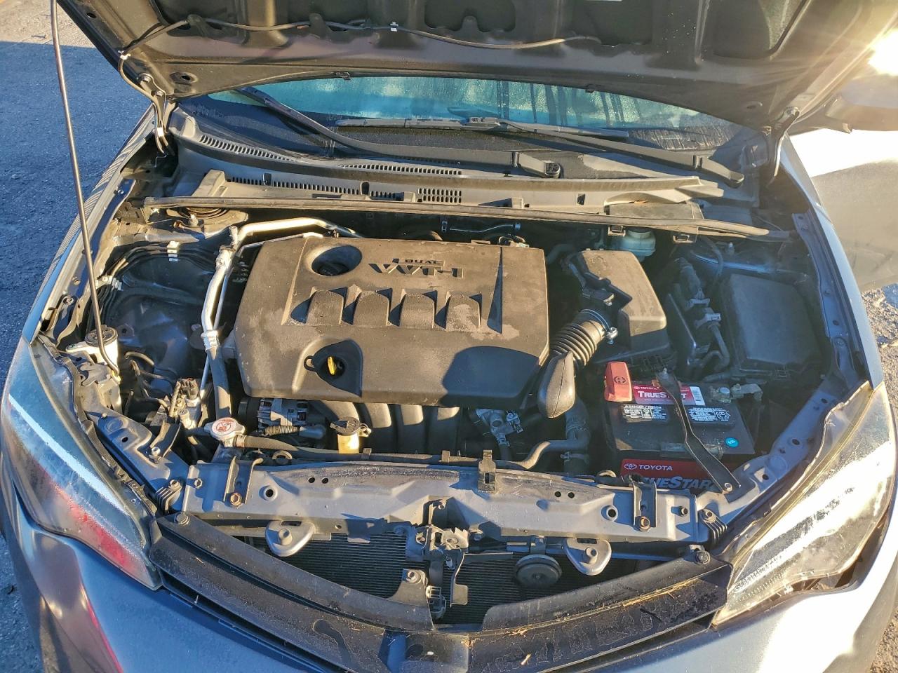 2017 TOYOTA COROLLA L photo 11