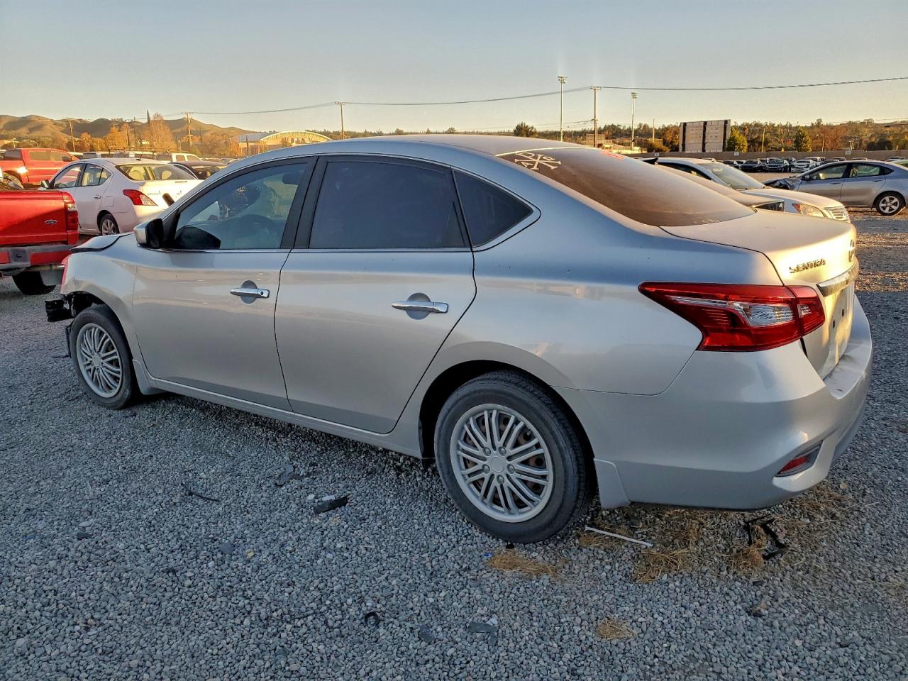 2019 NISSAN SENTRA S photo 2
