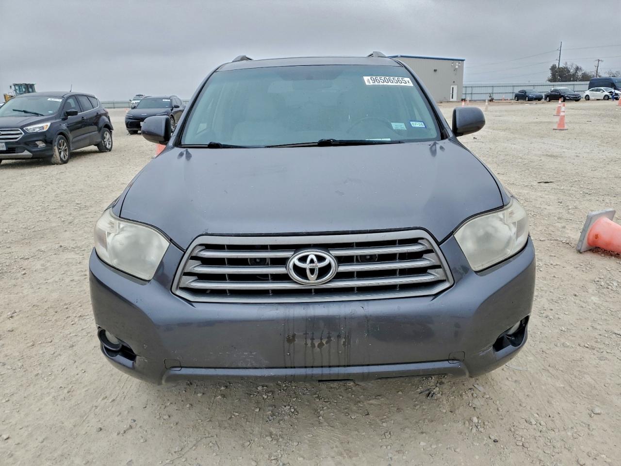 2010 TOYOTA HIGHLANDER SE photo 5