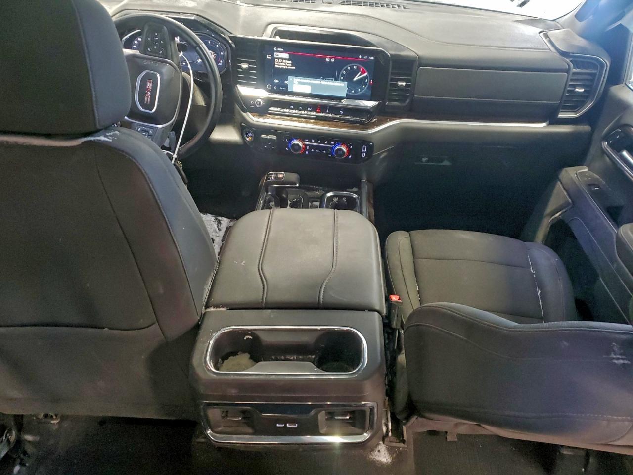 2025 GMC SIERRA K1500 ELEVATION photo 8