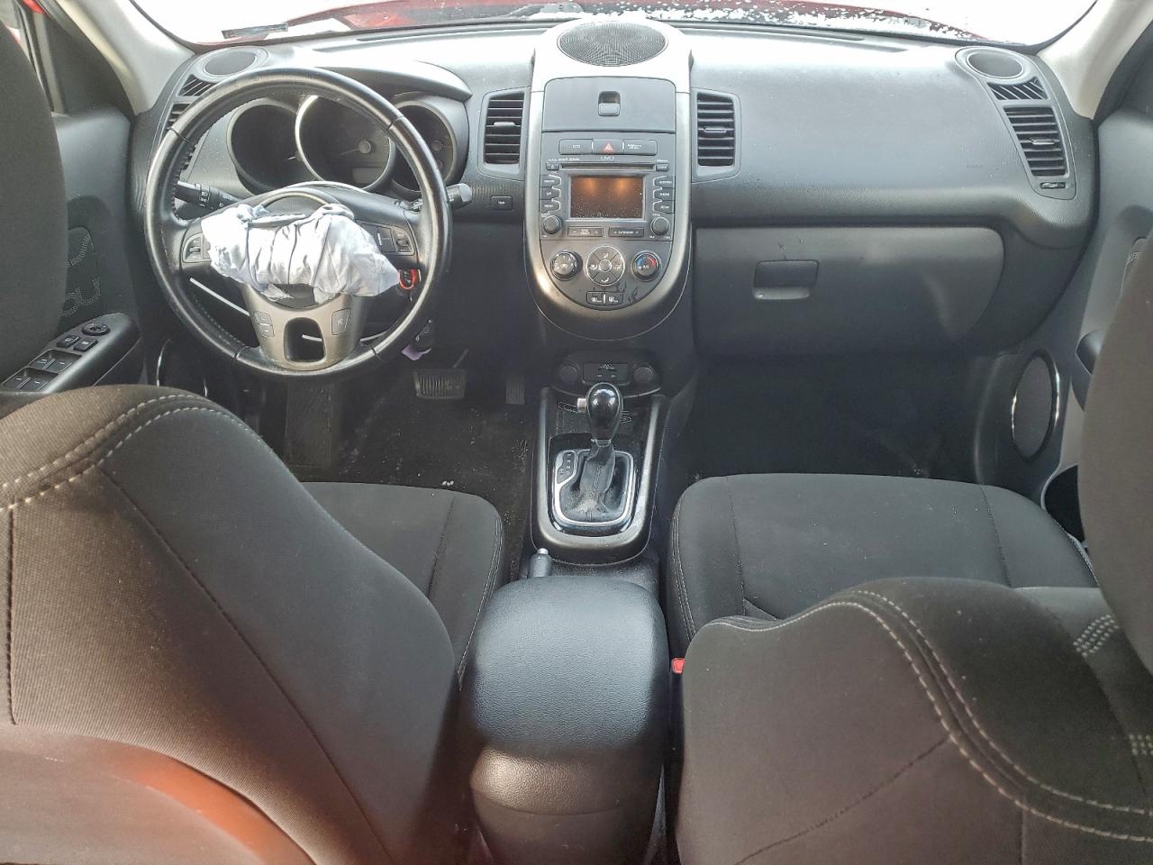 2013 KIA SOUL + photo 8