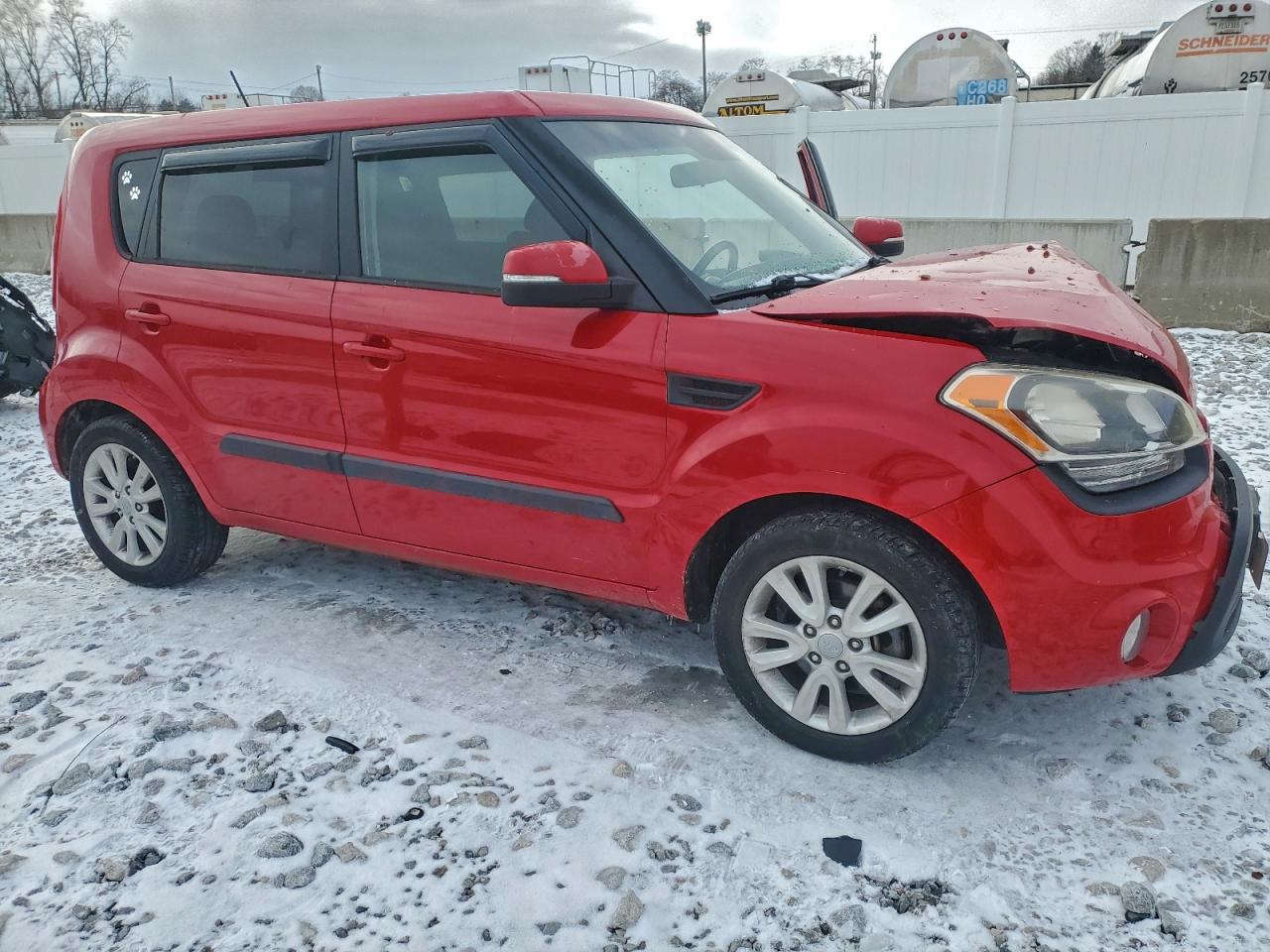 2013 KIA SOUL + photo 4