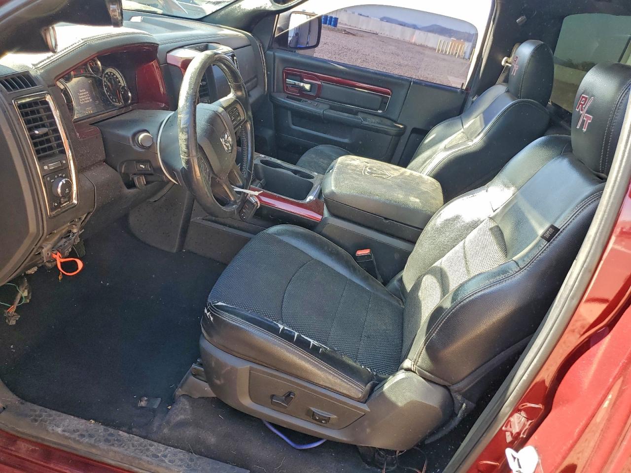 2016 RAM 1500 SPORT photo 7
