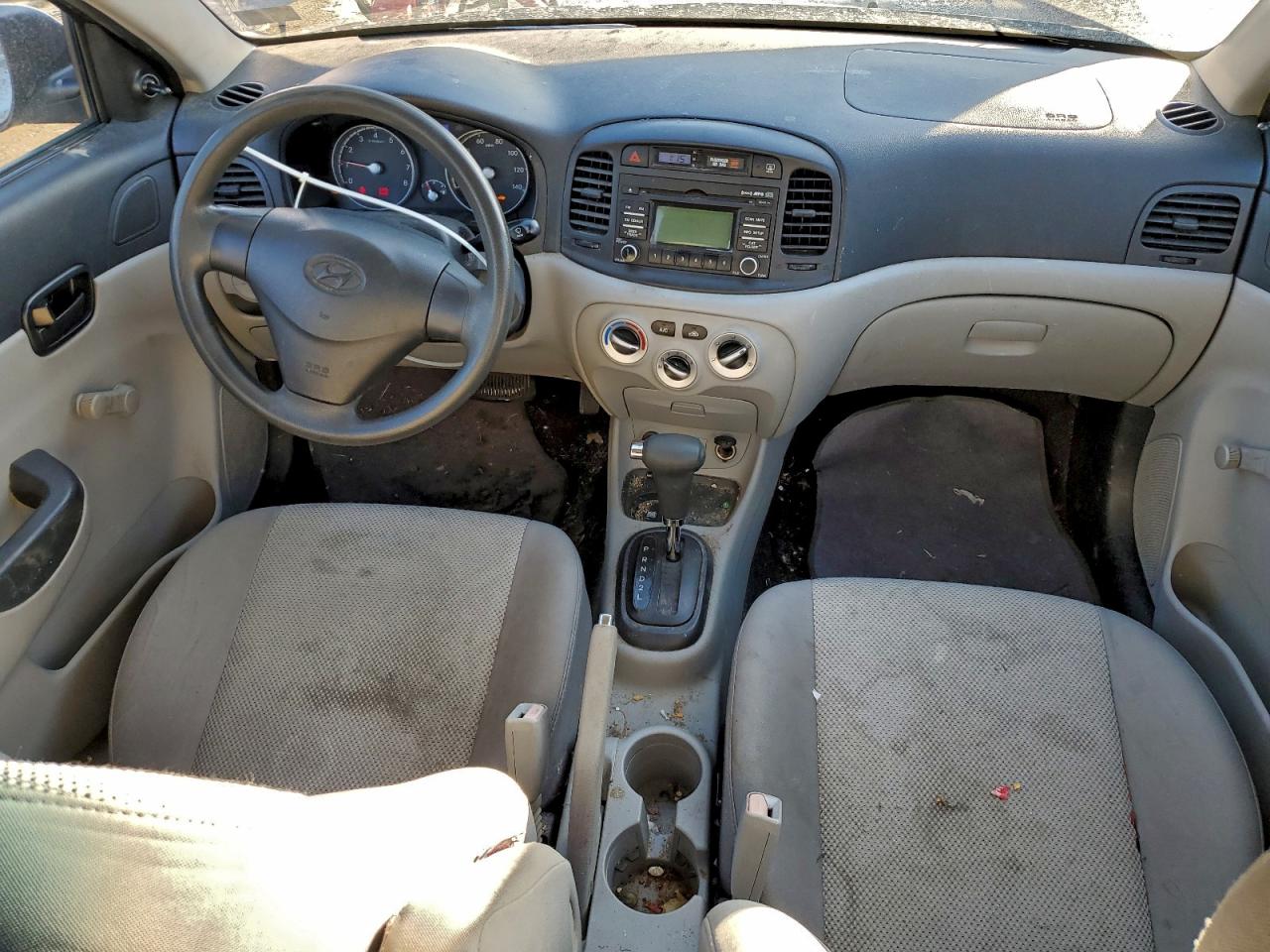 2011 HYUNDAI ACCENT GLS photo 8