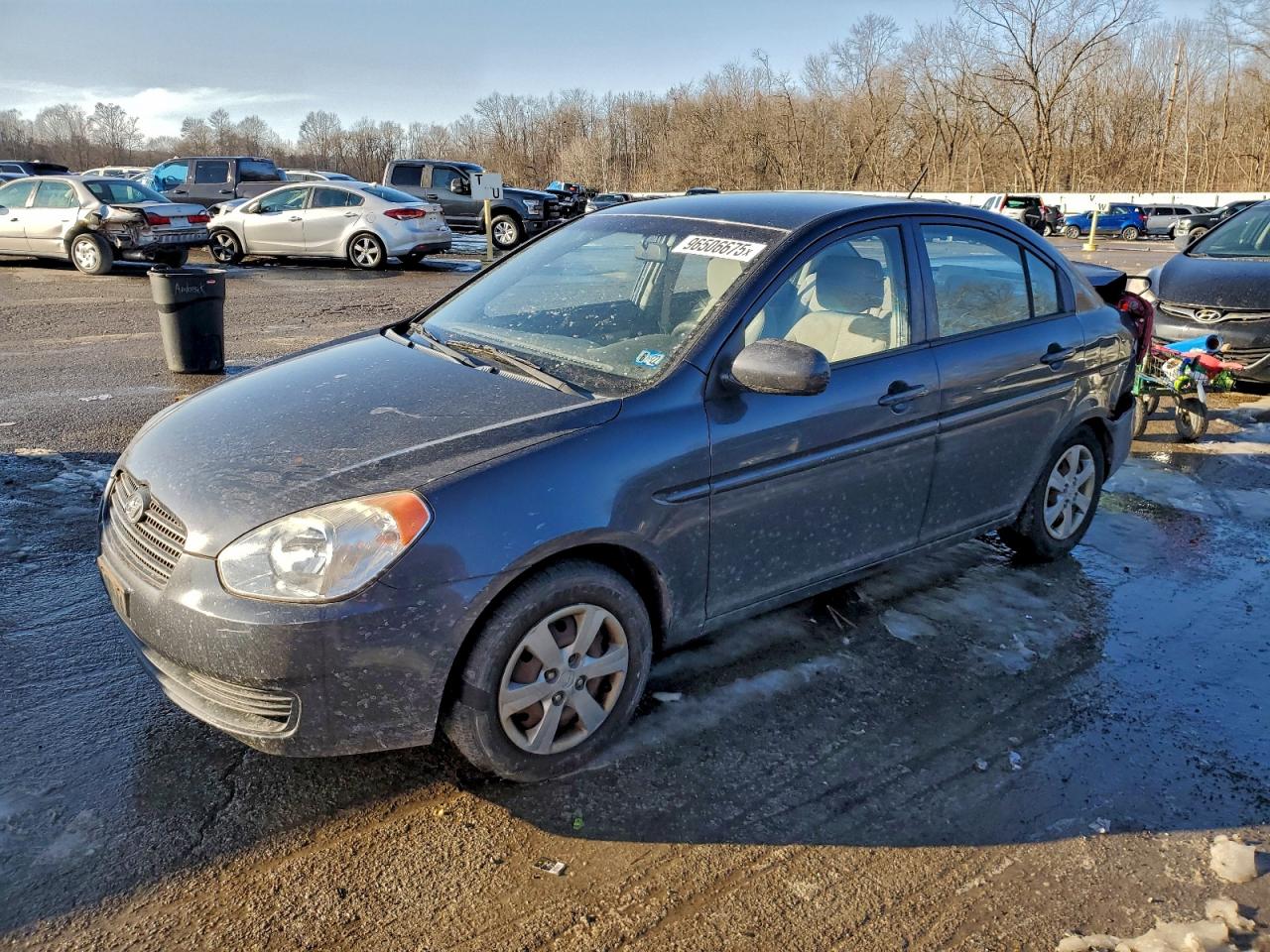 2011 HYUNDAI ACCENT