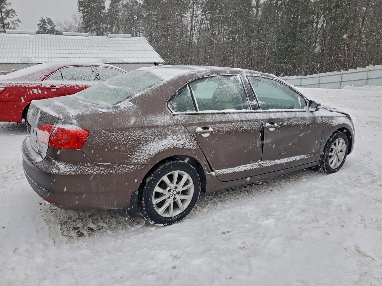 2011 VOLKSWAGEN JETTA SE photo 3
