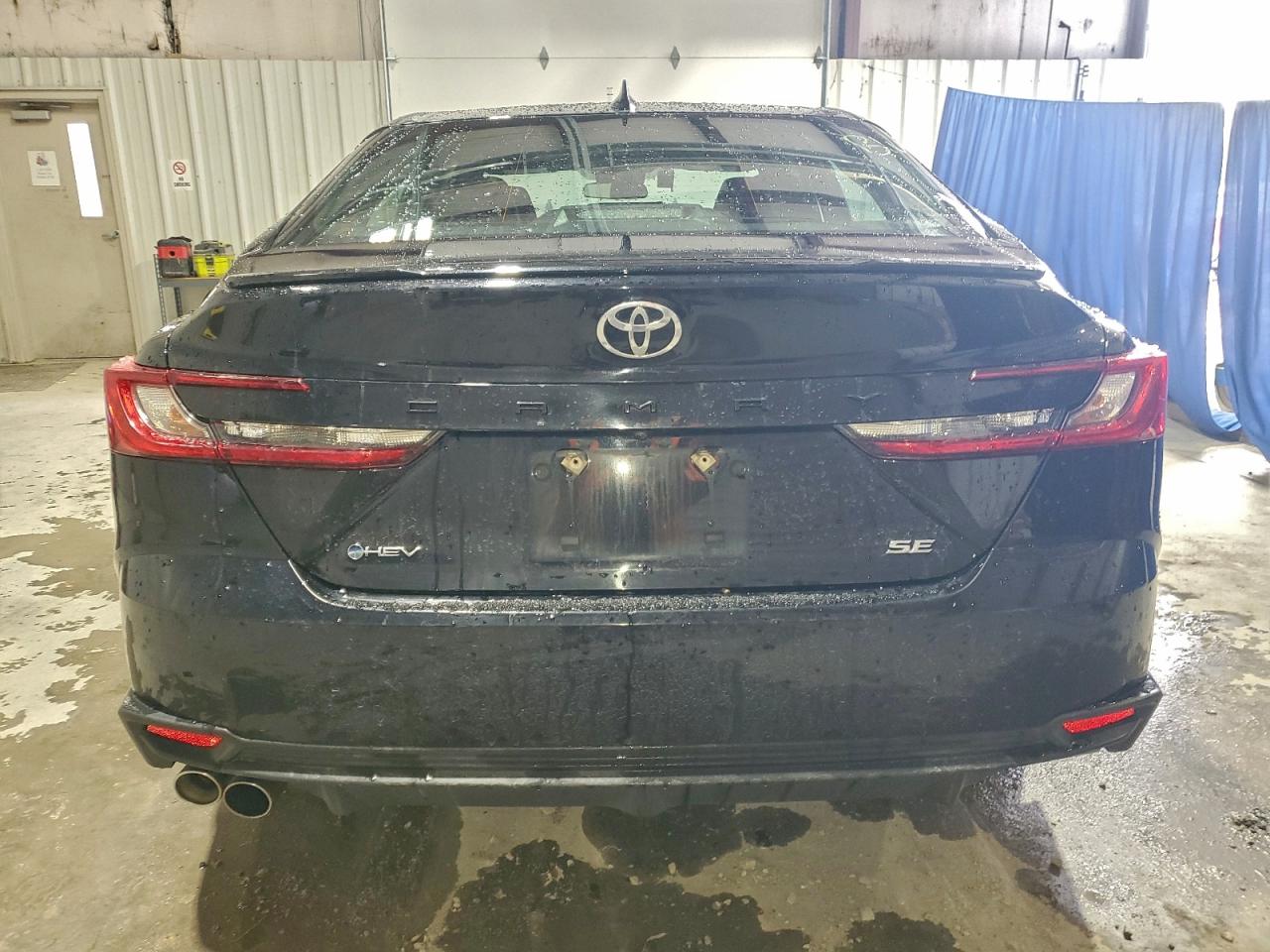 2025 TOYOTA CAMRY XSE photo 11