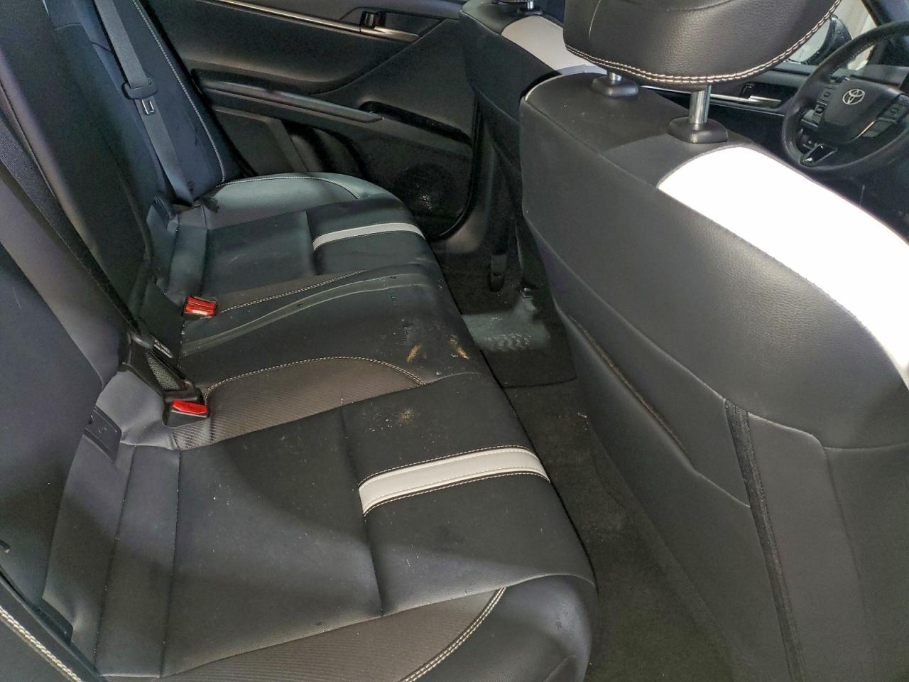 2025 TOYOTA CAMRY XSE photo 19