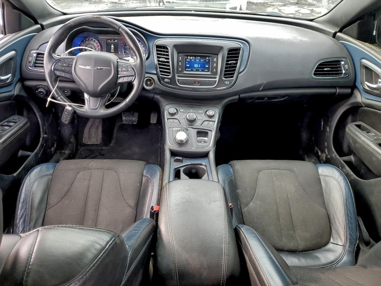 2015 CHRYSLER 200 S photo 8