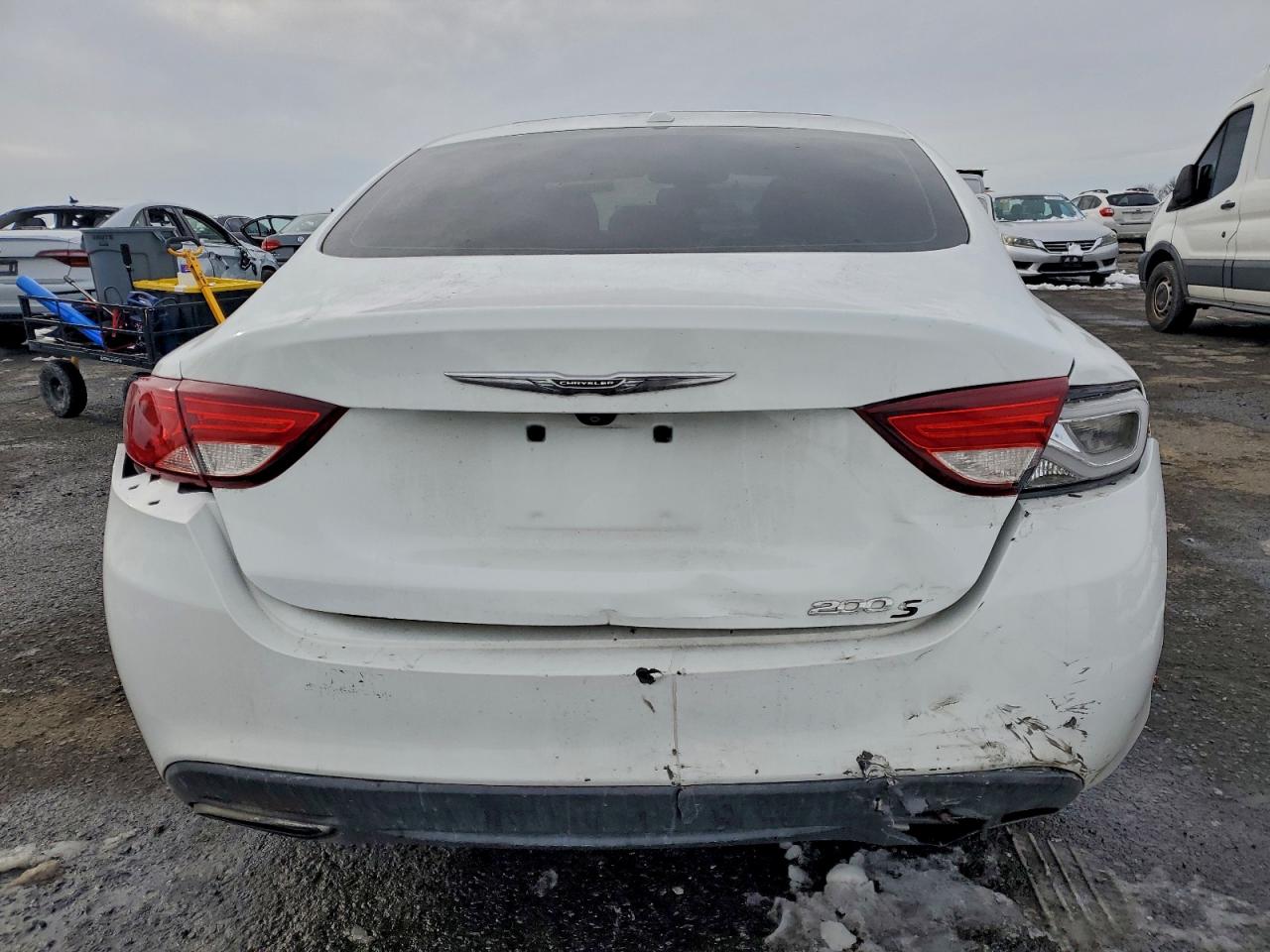 2015 CHRYSLER 200 S photo 6