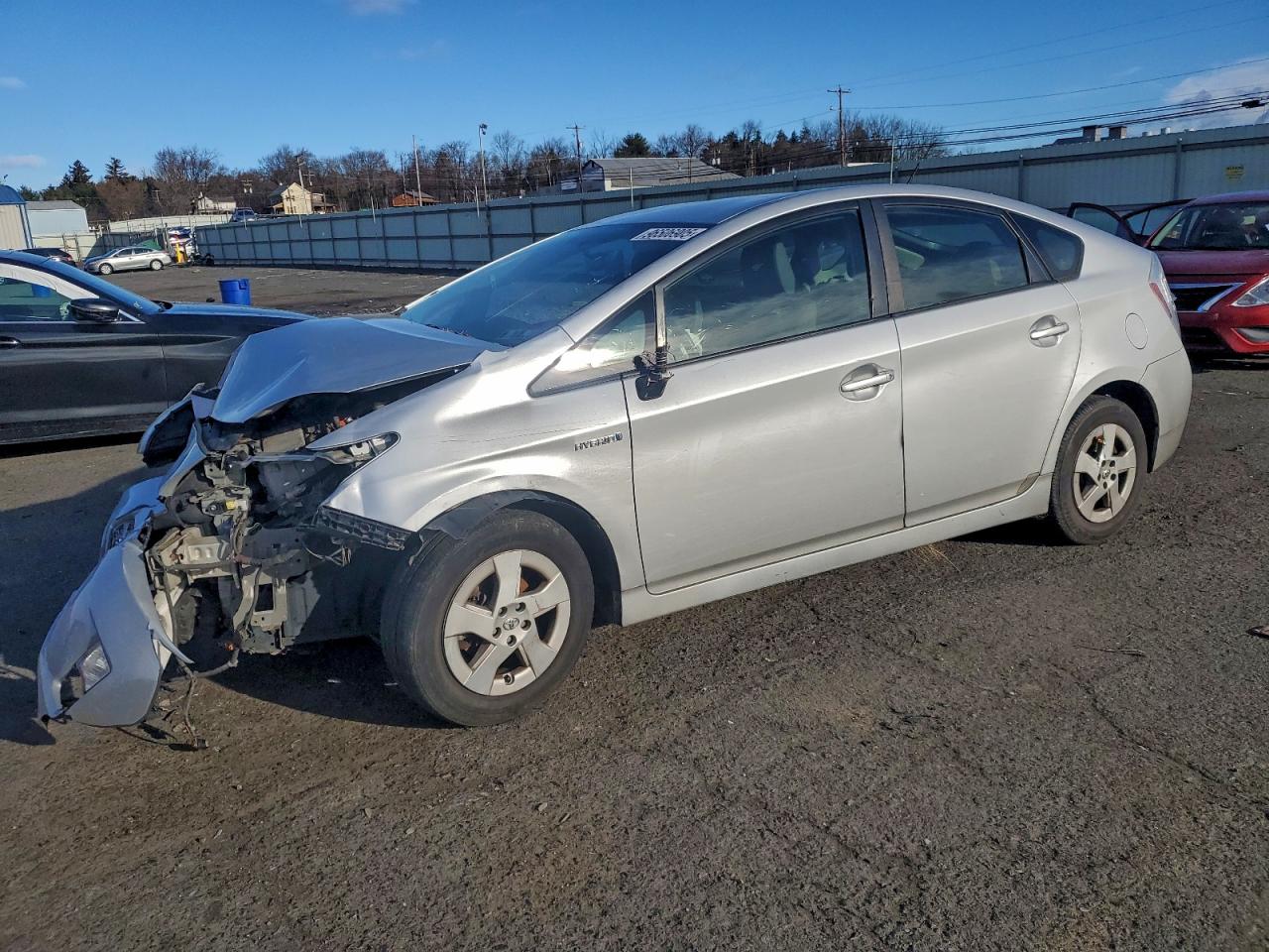 2011 TOYOTA PRIUS — FRONT END damage — photo 1