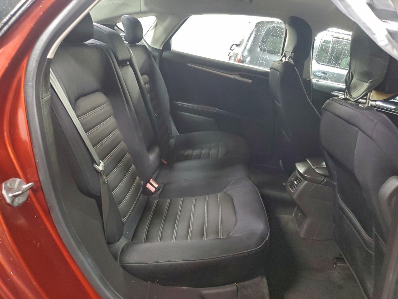 2014 FORD FUSION SE photo 10