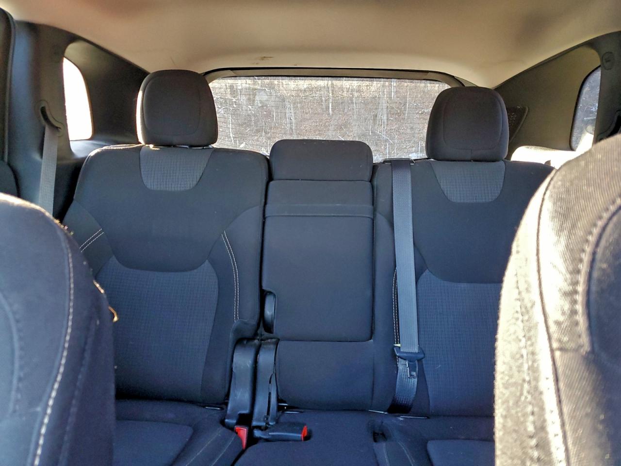 2016 JEEP CHEROKEE LATITUDE photo 28