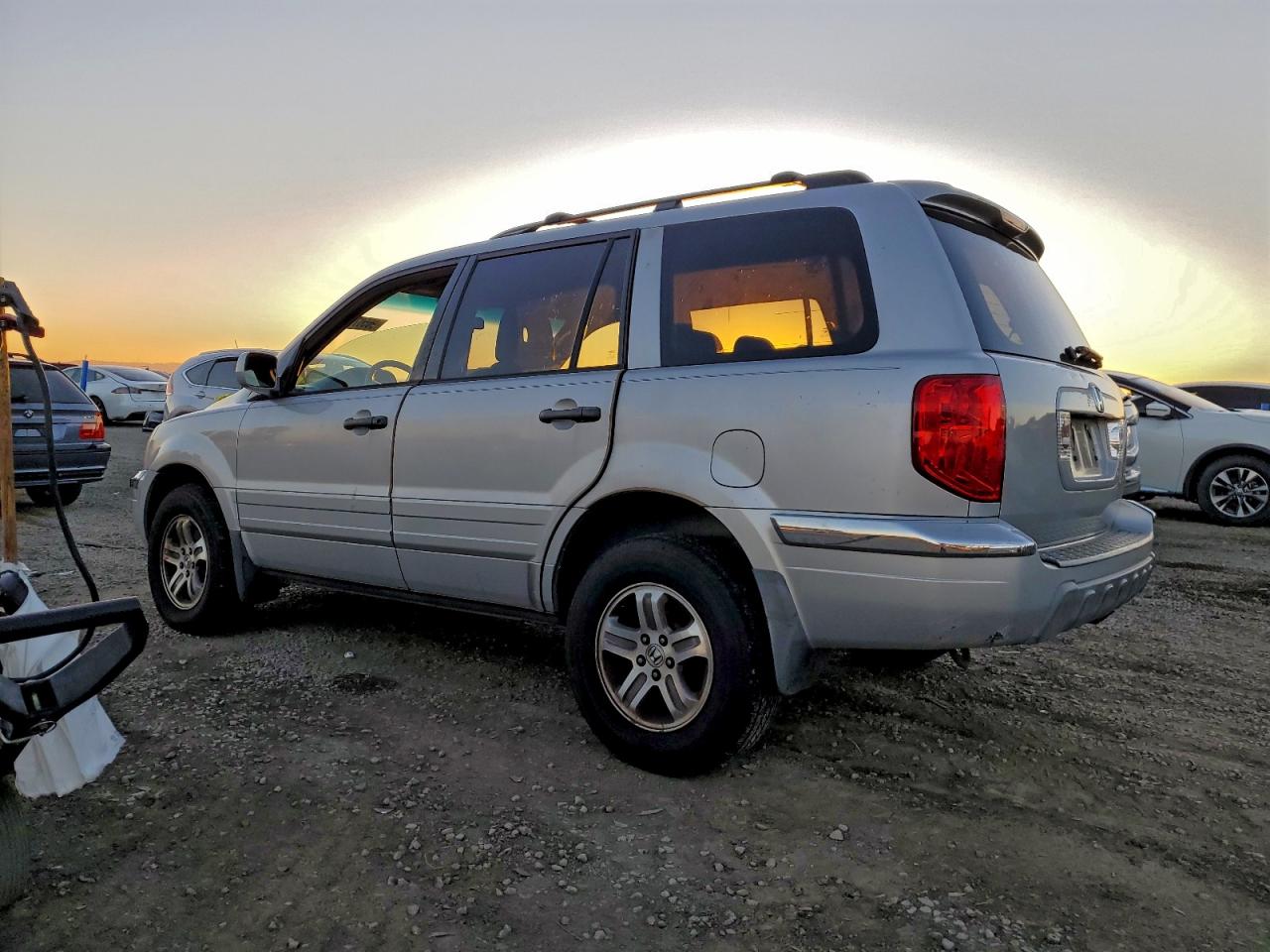 2003 HONDA PILOT EXL photo 2