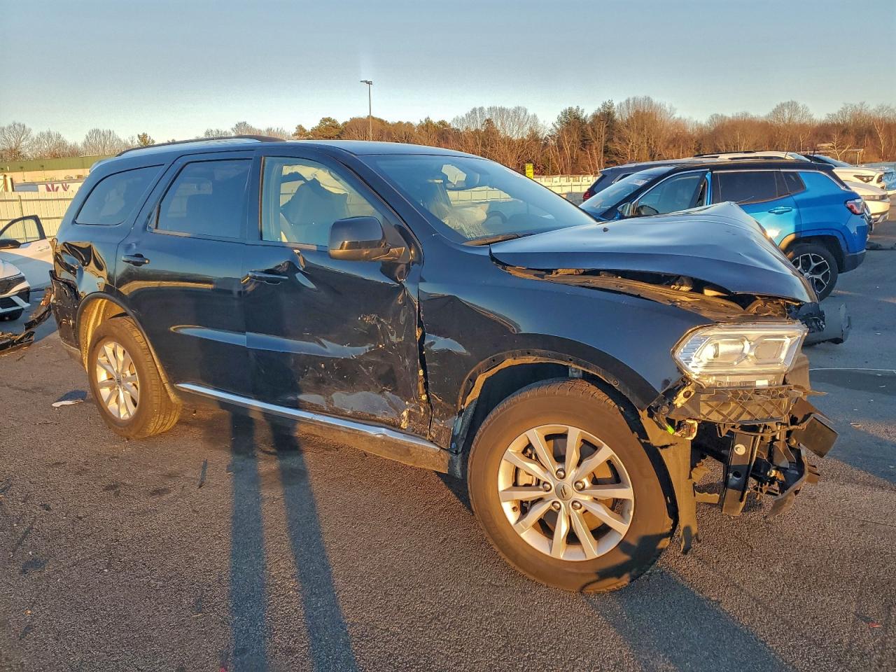 2024 DODGE DURANGO SXT photo 4