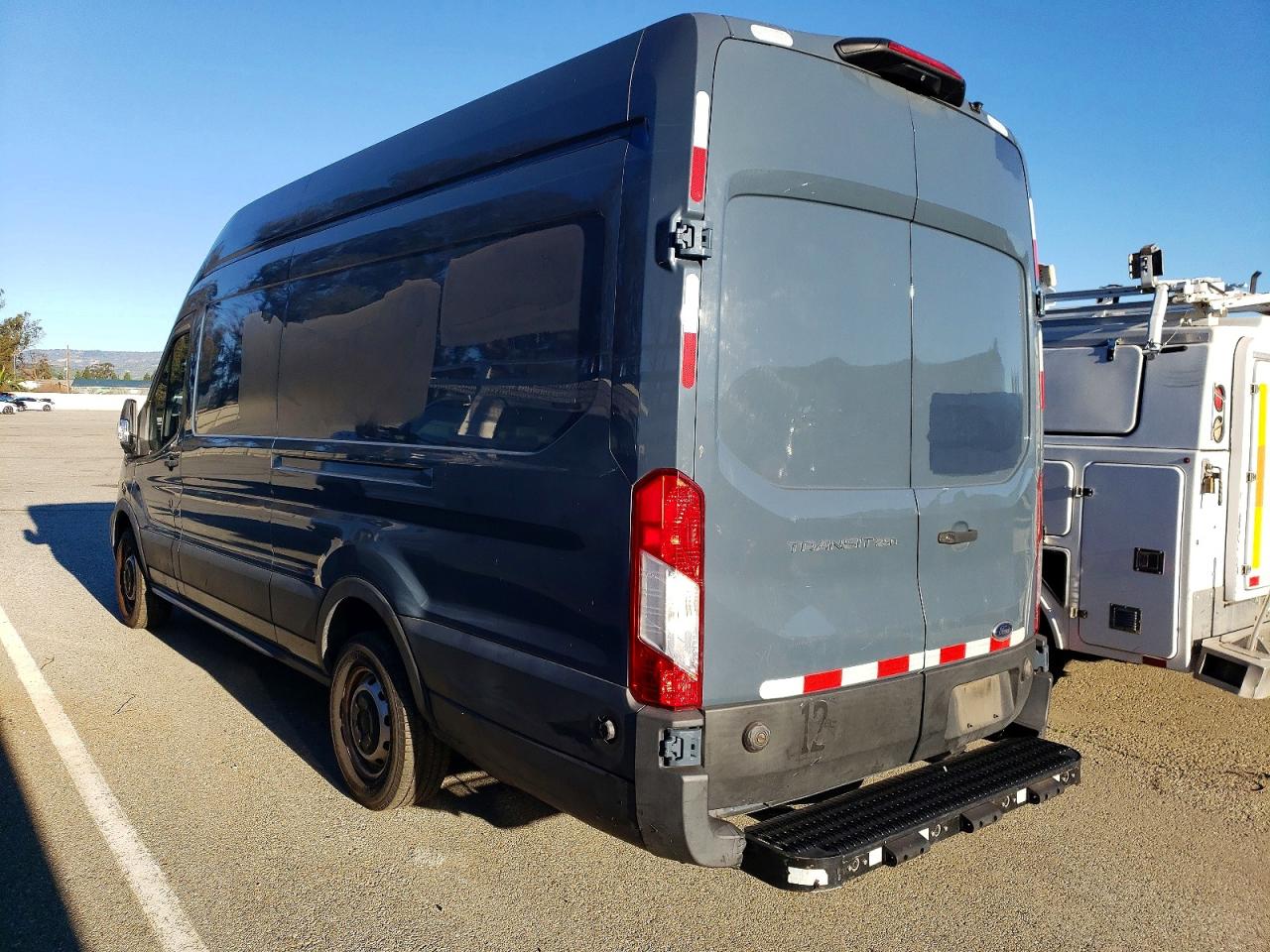 2020 FORD TRANSIT T-250 photo 2