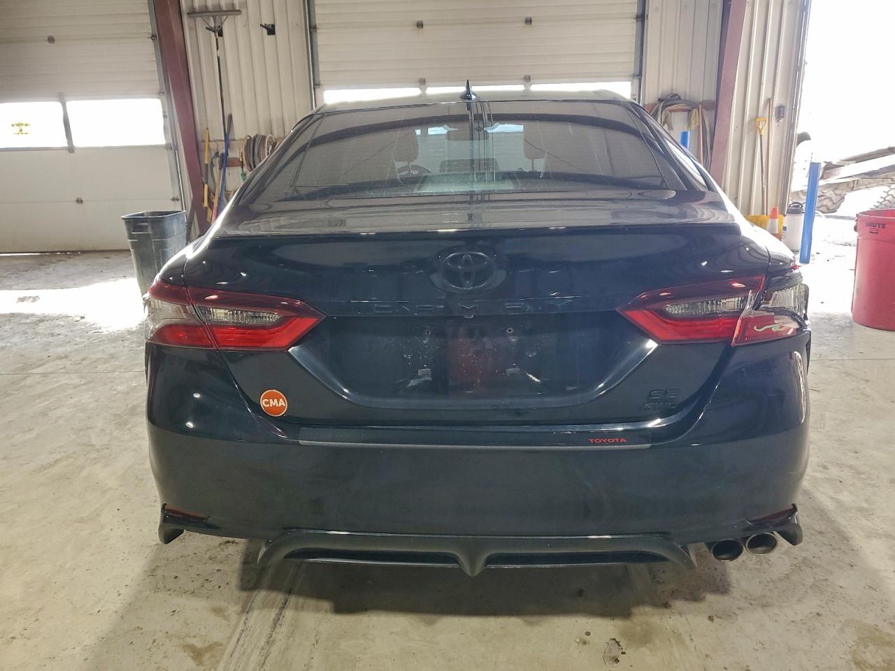 2021 TOYOTA CAMRY SE photo 11