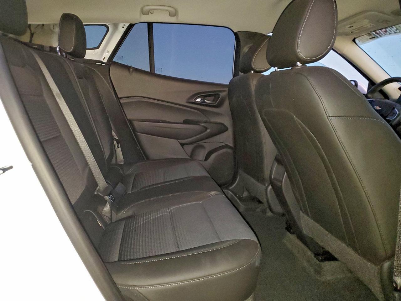 2025 CHEVROLET TRAX 1LT photo 11