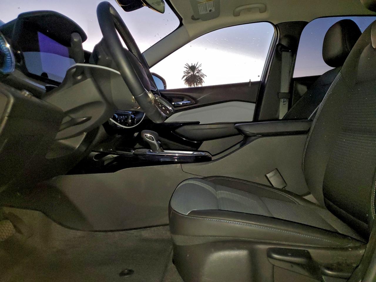 2025 CHEVROLET TRAX 1LT photo 7