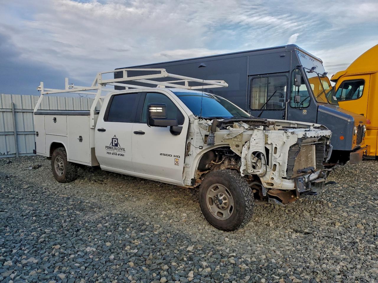 2024 CHEVROLET SILVERADO K2500 HEAVY DUTY photo 4