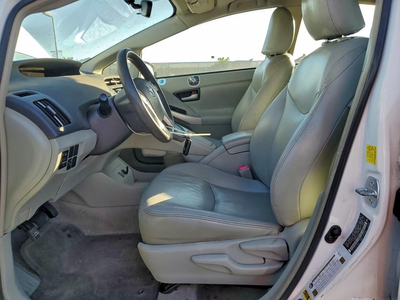 2010 TOYOTA PRIUS photo 7