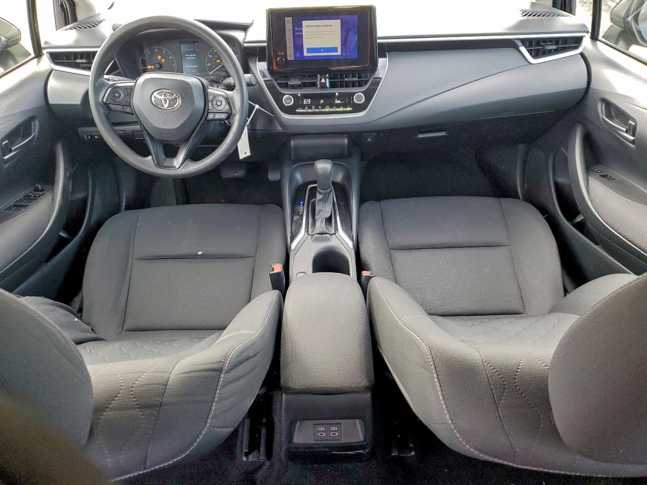 2023 TOYOTA COROLLA LE photo 8