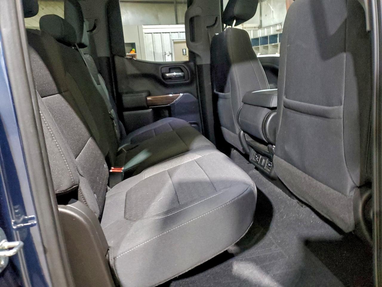 2020 CHEVROLET SILVERADO K1500 RST photo 10