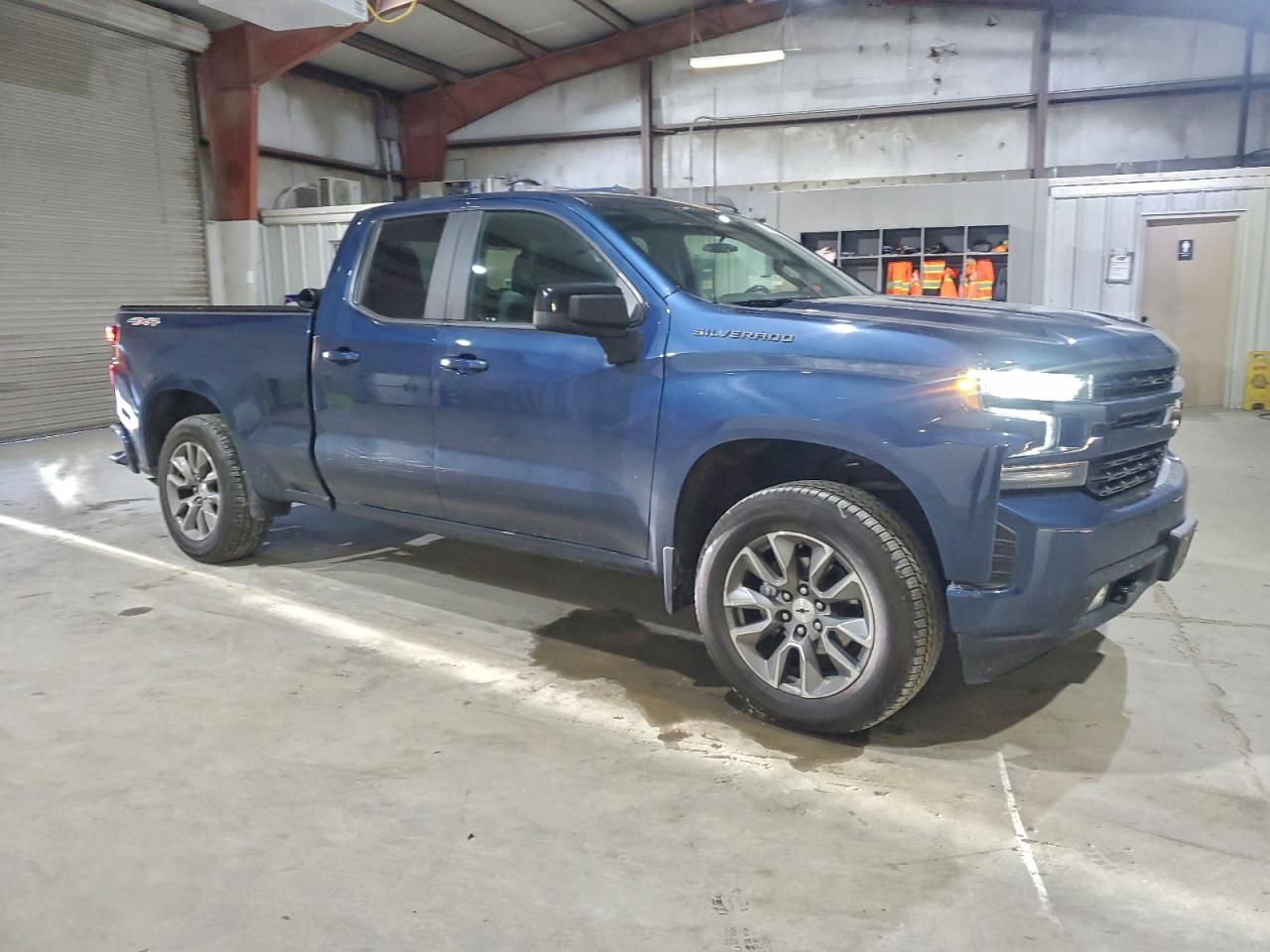 2020 CHEVROLET SILVERADO K1500 RST photo 4