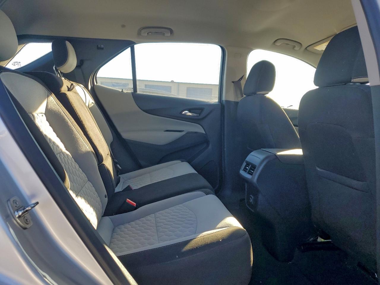 2020 CHEVROLET EQUINOX LS photo 11