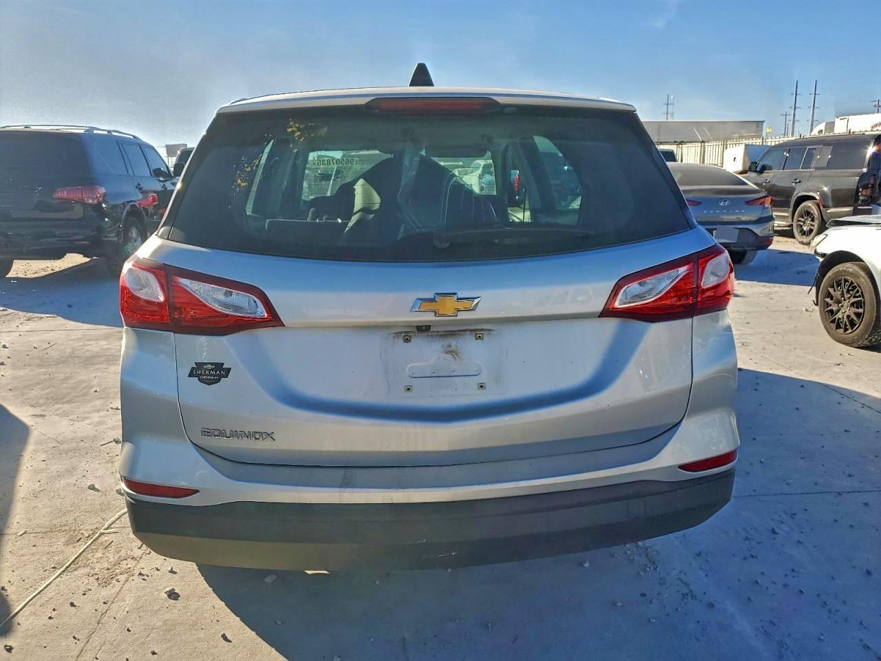 2020 CHEVROLET EQUINOX LS photo 6
