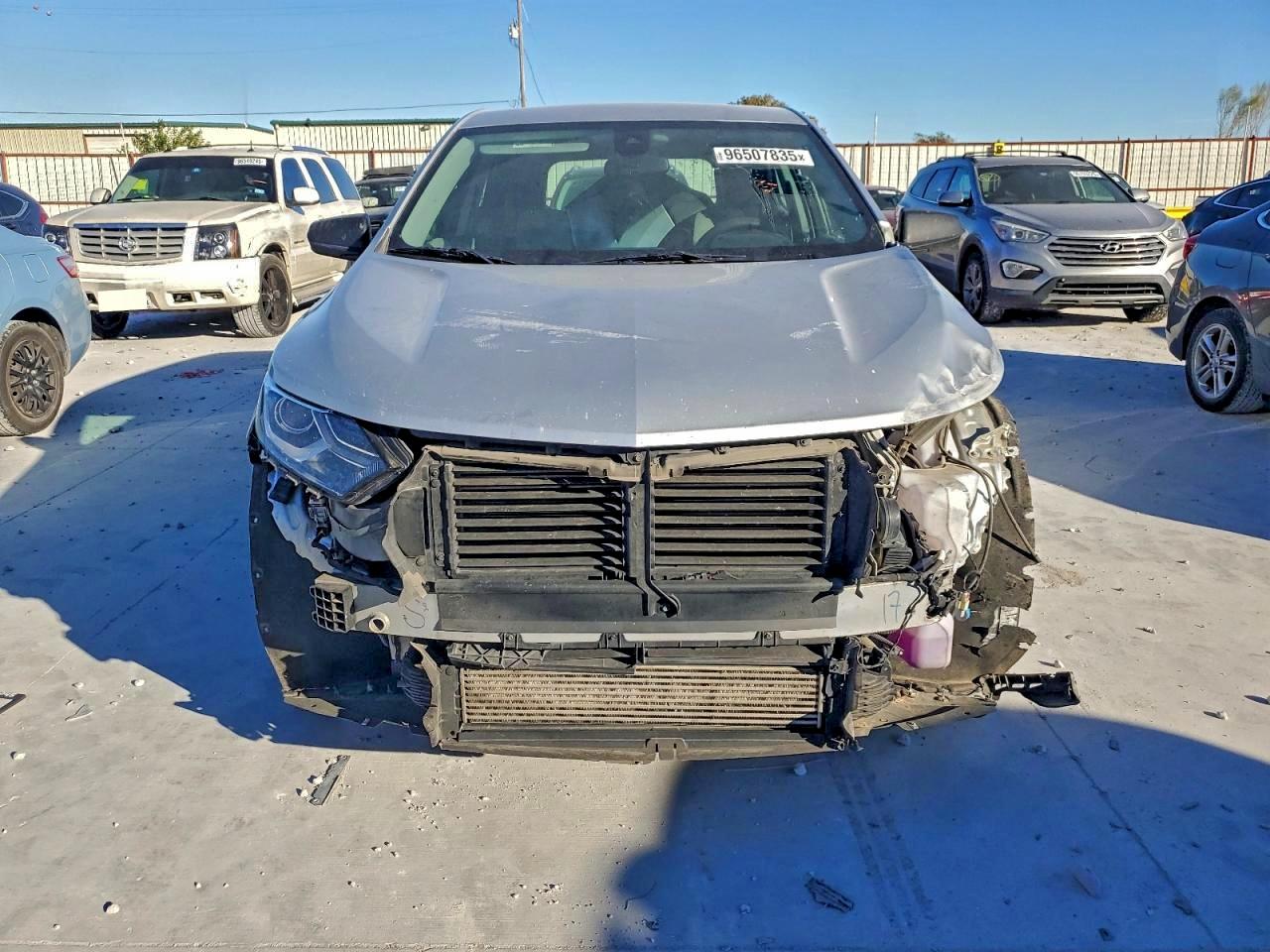2020 CHEVROLET EQUINOX LS photo 5