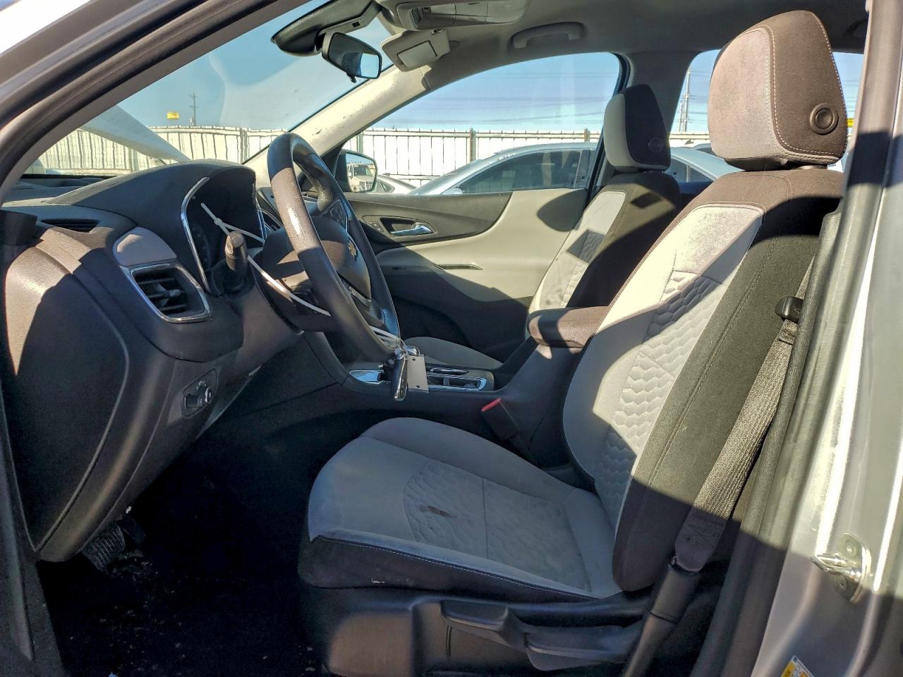 2020 CHEVROLET EQUINOX LS photo 7