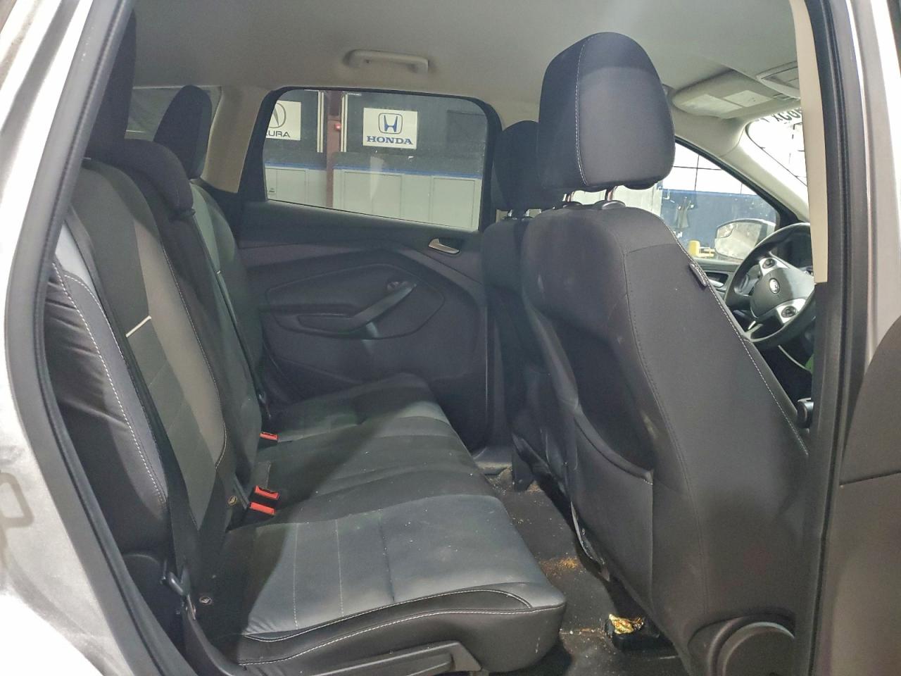 2015 FORD ESCAPE SE photo 21