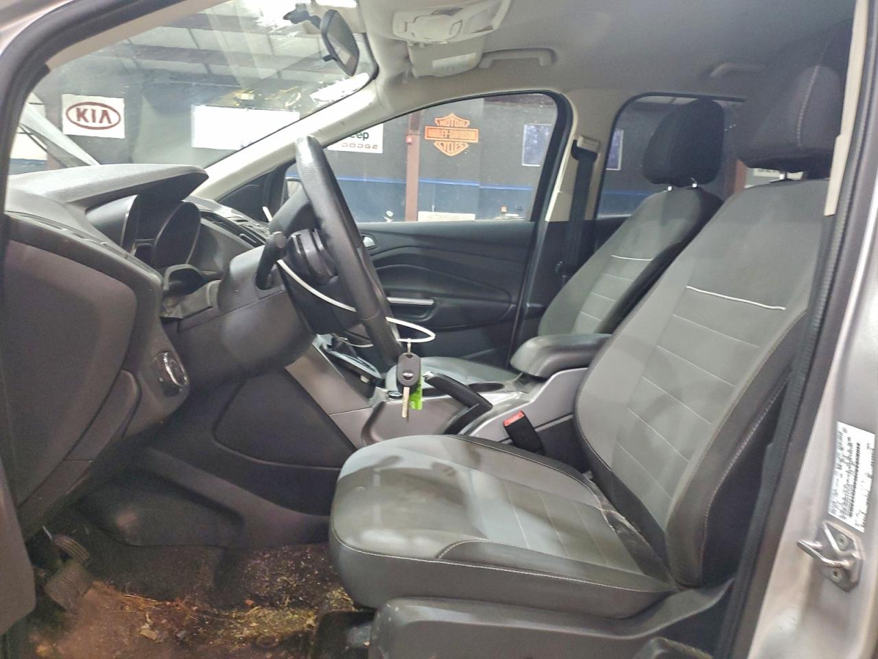 2015 FORD ESCAPE SE photo 13