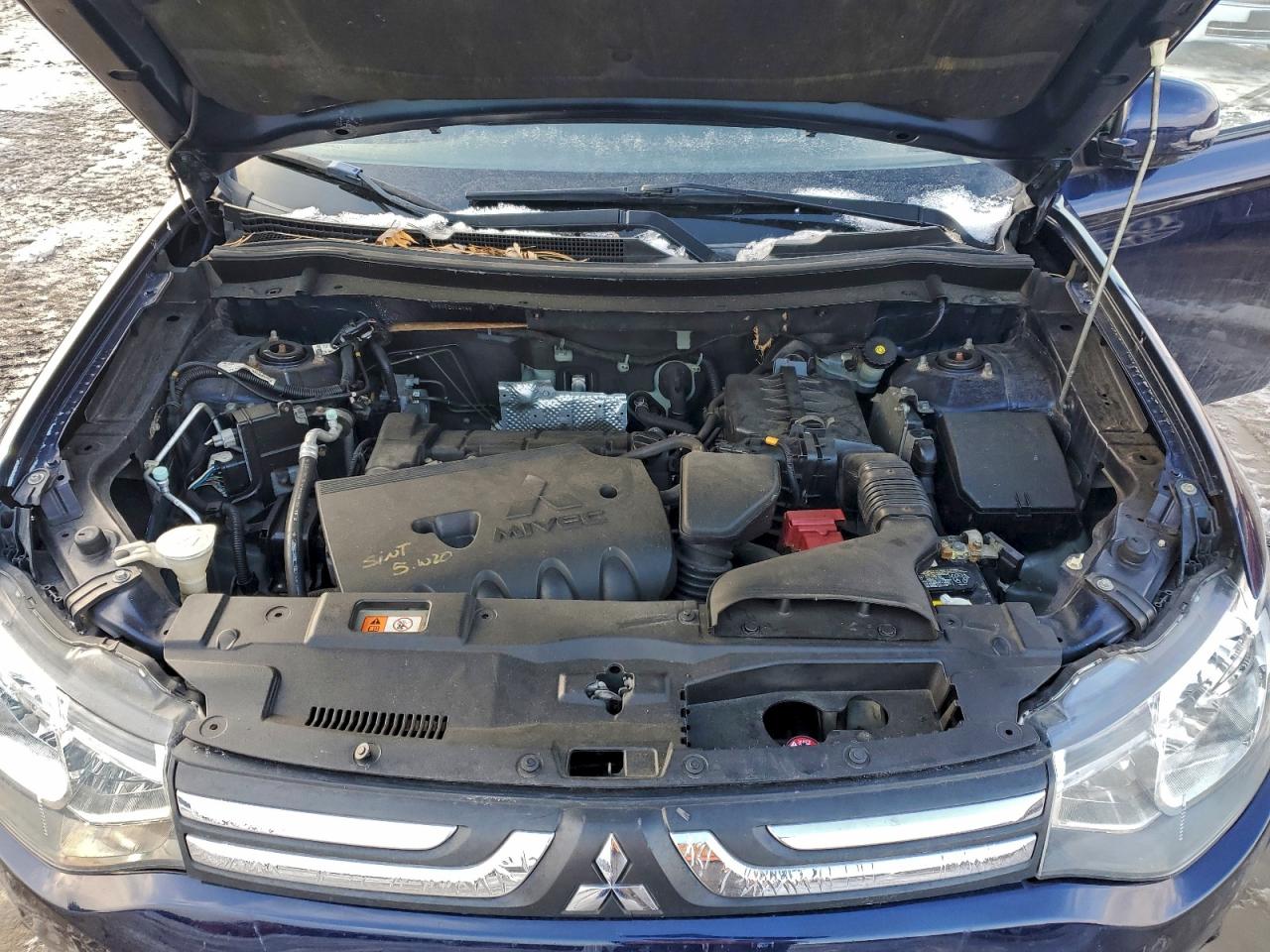 2014 MITSUBISHI OUTLANDER SE photo 11