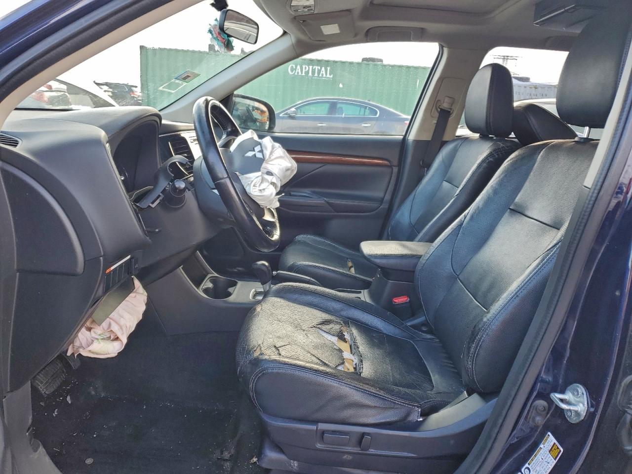 2014 MITSUBISHI OUTLANDER SE photo 7