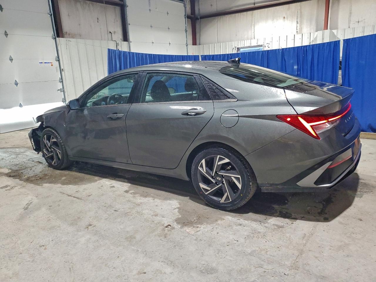 2025 HYUNDAI ELANTRA SEL photo 4