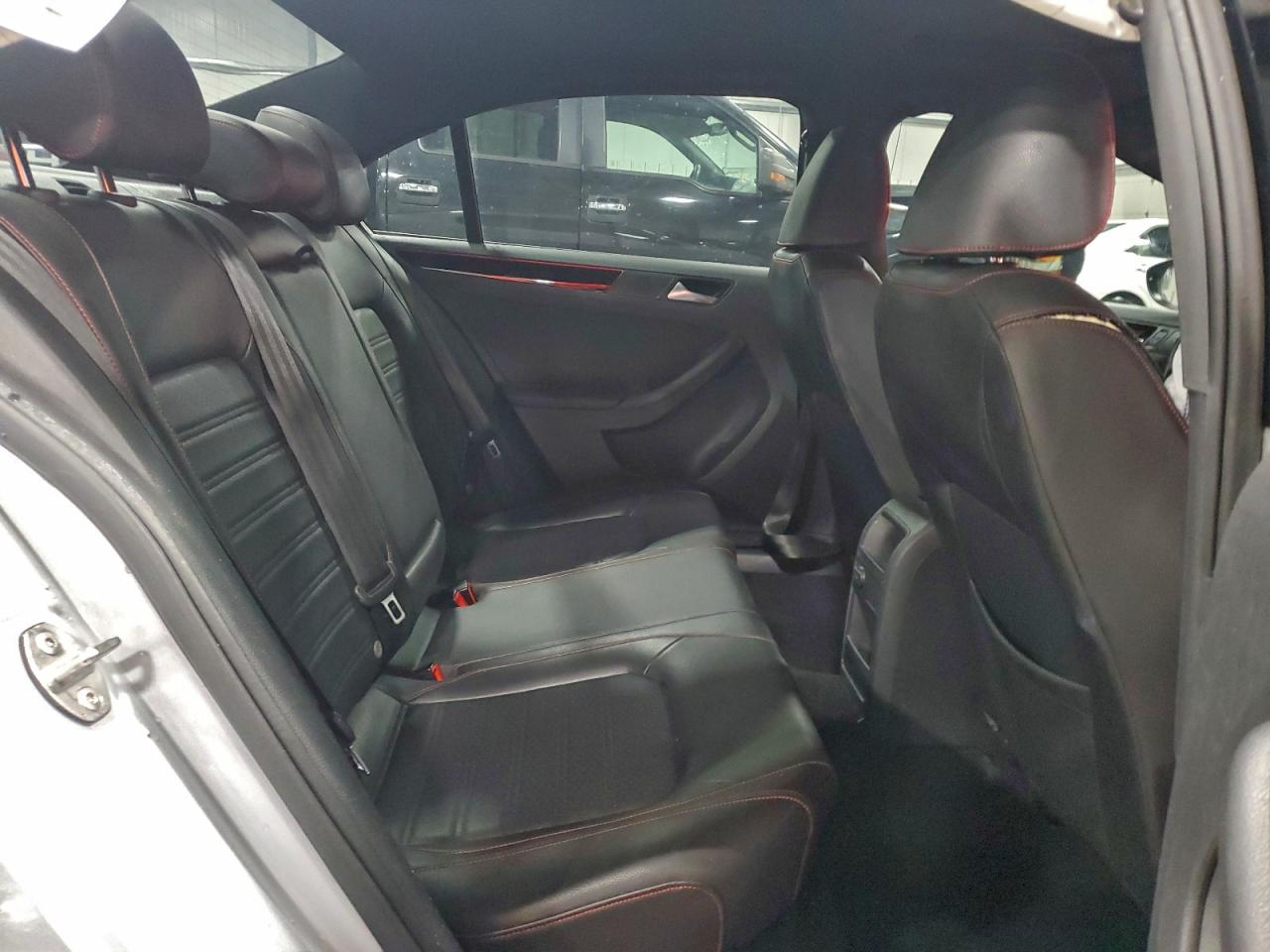 2017 VOLKSWAGEN JETTA GLI photo 10