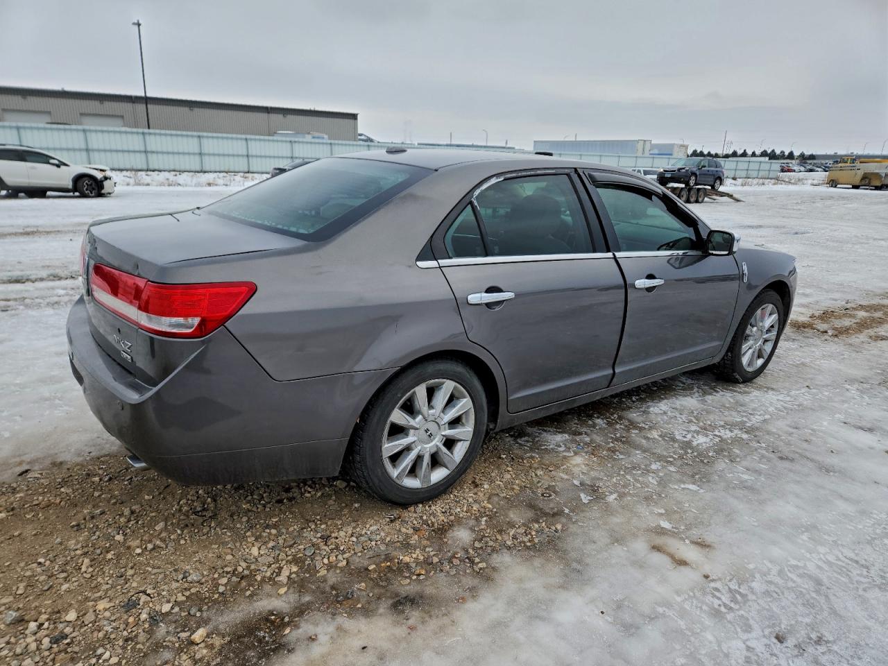 2011 LINCOLN MKZ photo 3