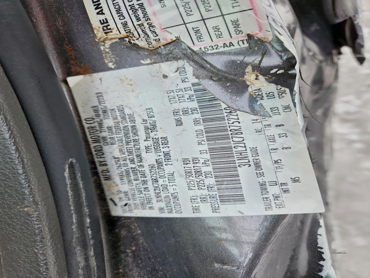 2011 LINCOLN MKZ photo 12