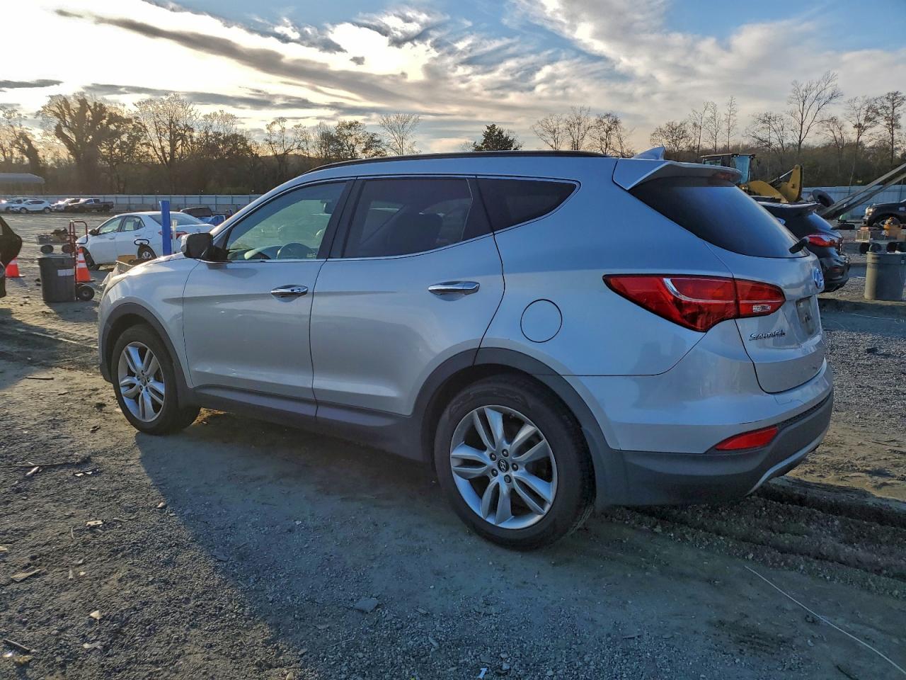 2014 HYUNDAI SANTA FE SPORT photo 2