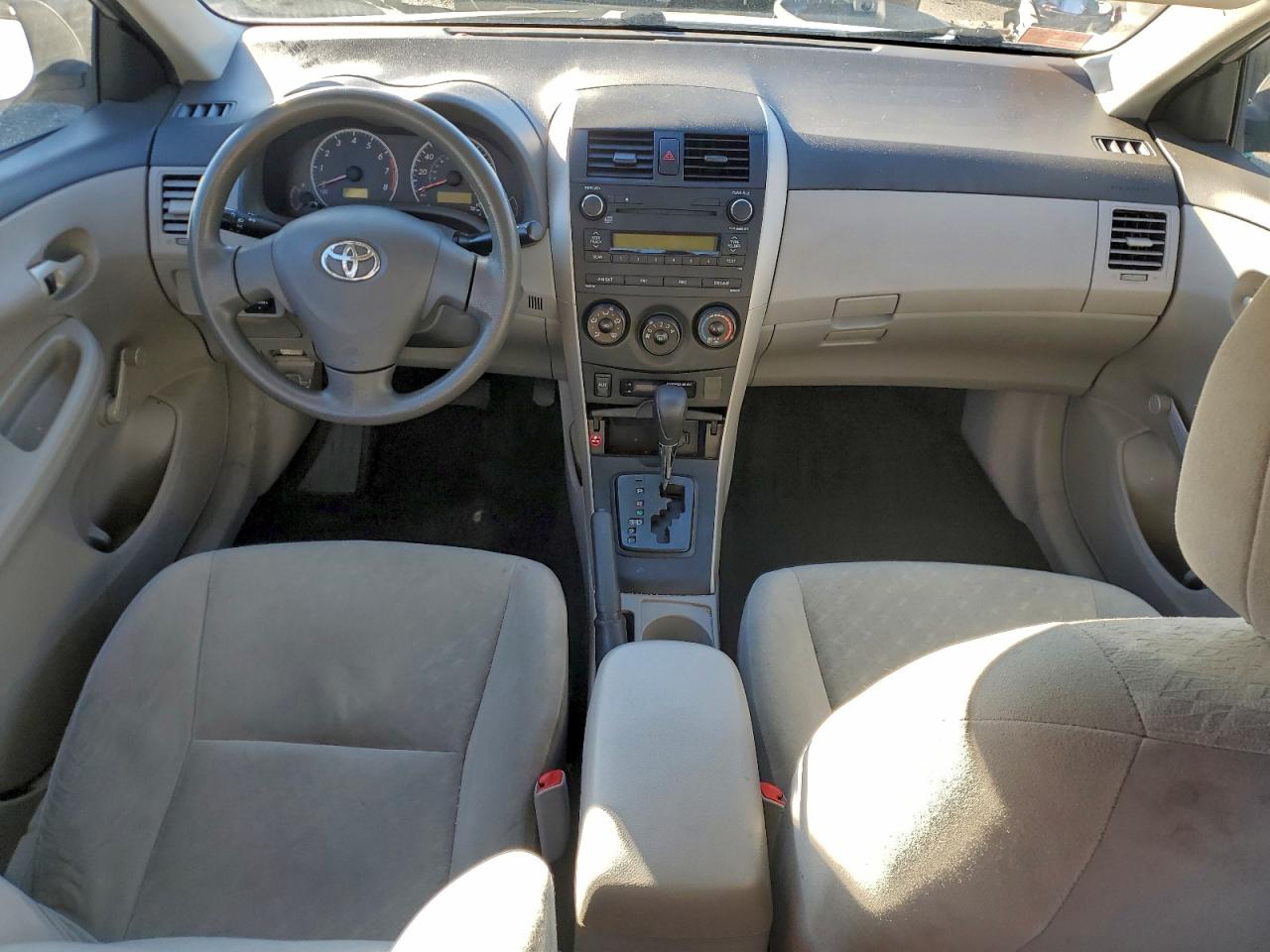 2010 TOYOTA COROLLA BASE photo 8