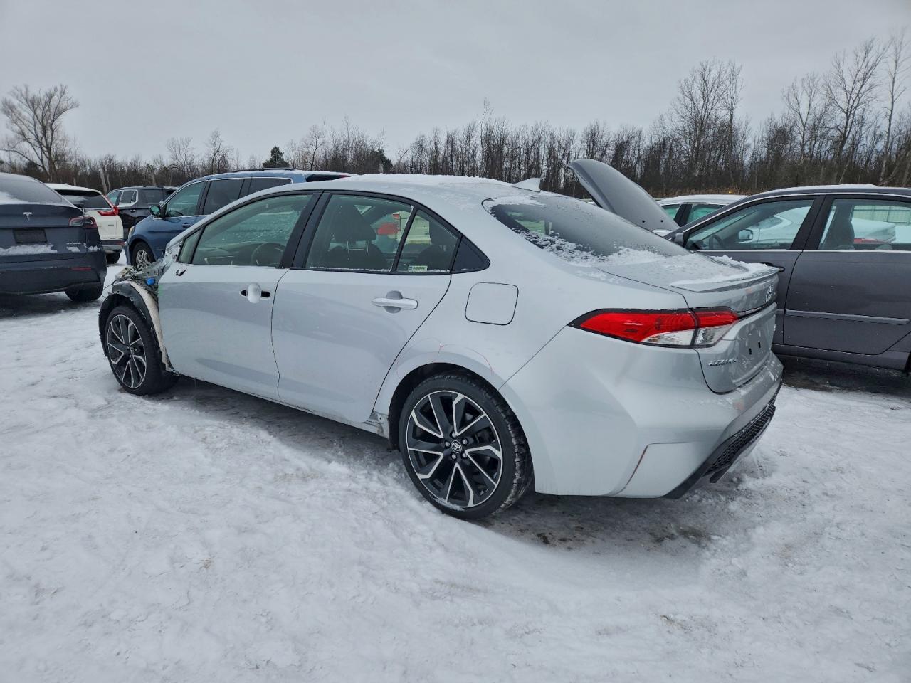 2022 TOYOTA COROLLA SE photo 2