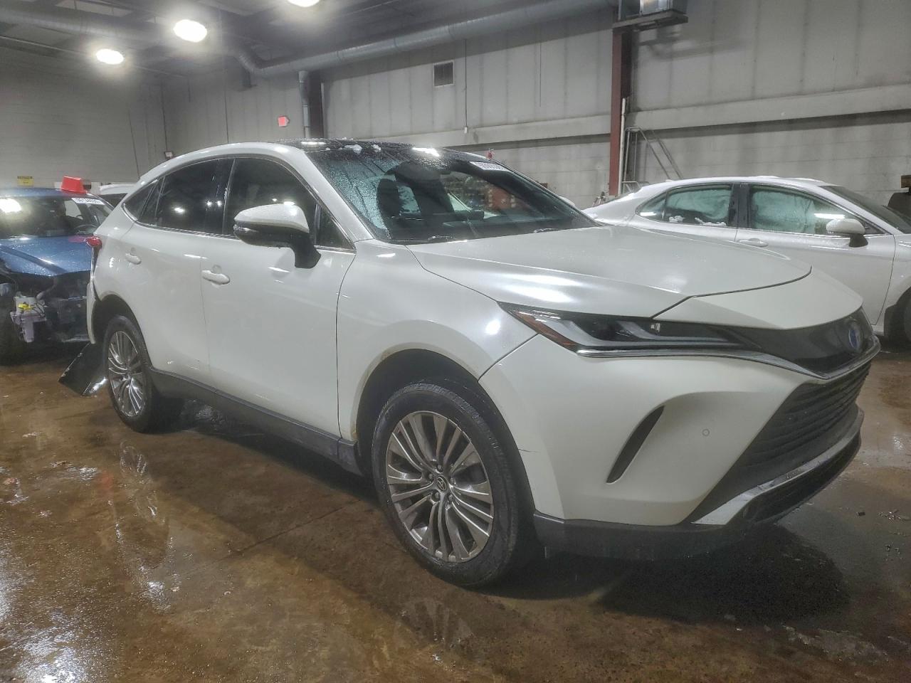 2022 TOYOTA VENZA LE photo 4
