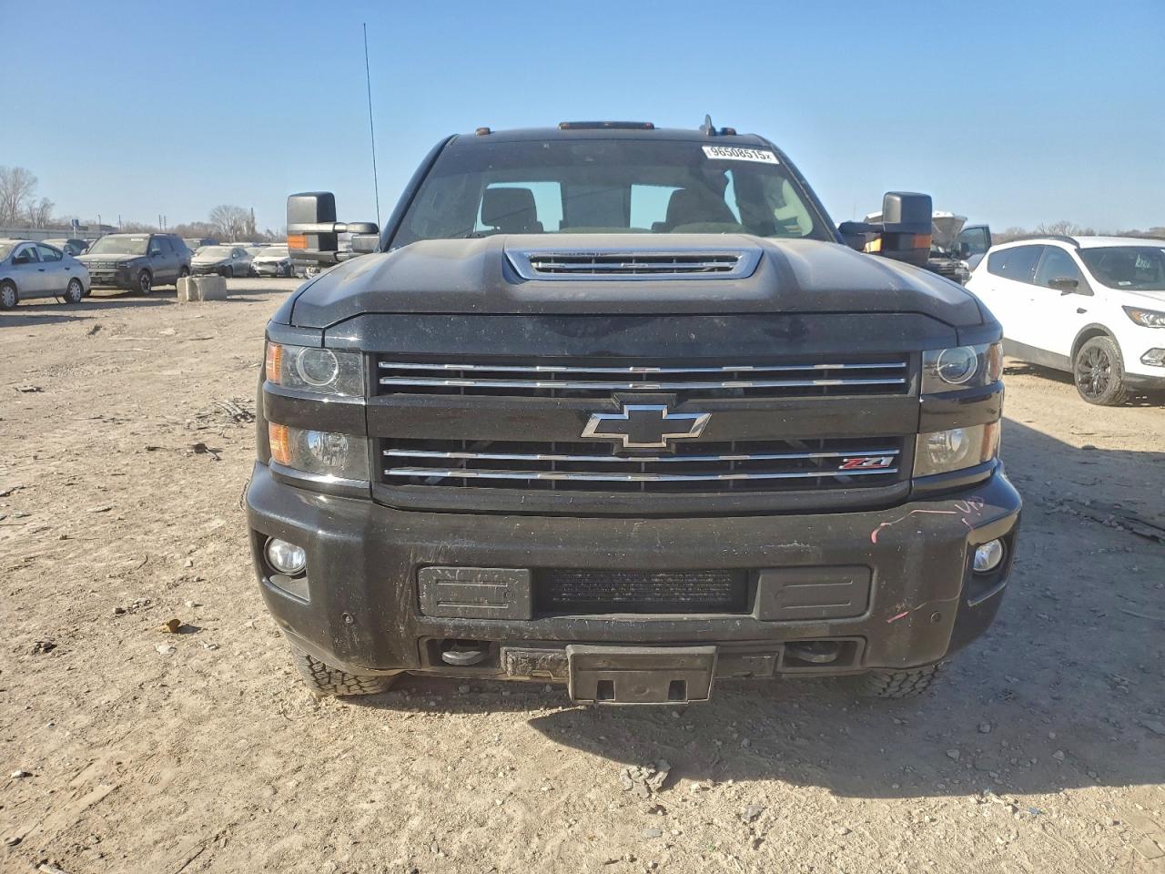 2018 CHEVROLET SILVERADO K2500 HEAVY DUTY LTZ photo 5