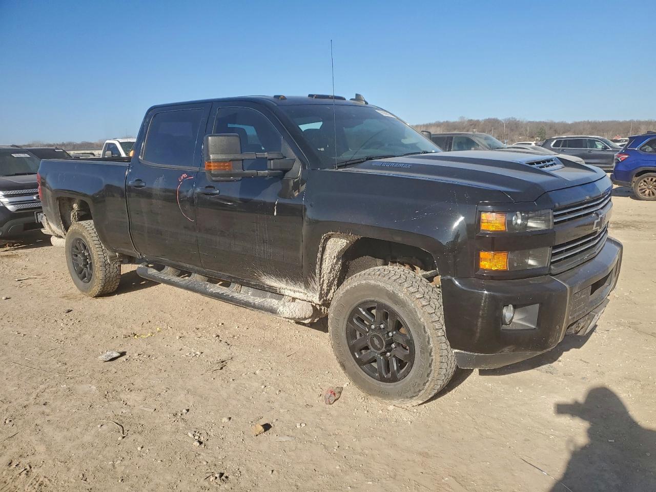 2018 CHEVROLET SILVERADO K2500 HEAVY DUTY LTZ photo 4